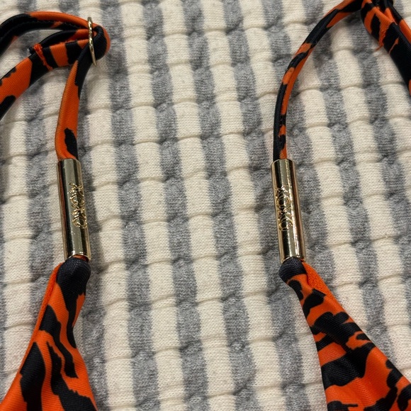 NWT XOXO Wild Side Strappy Cutout Orange and Black Patterned Swimsuit M - Picture 5 of 10